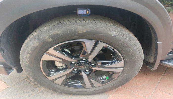 2025 Tata NEXON Creative Plus S 1.2 Revotron 6MT Dark Edition, Petrol, Manual, 7,841 km, tyre