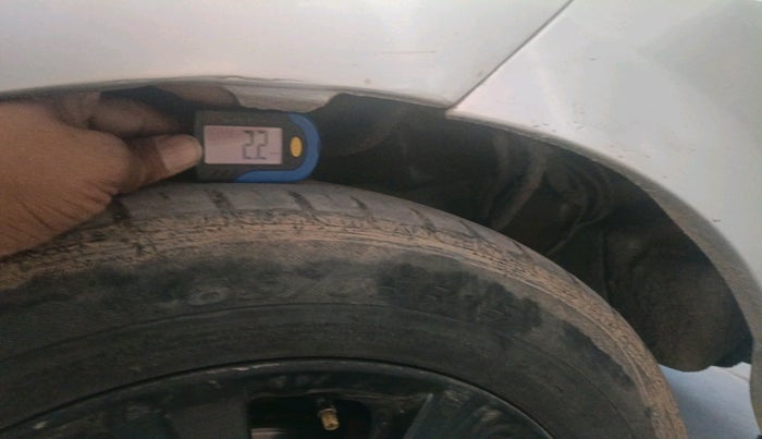 2012 Honda City 1.5L I-VTEC S AT, Petrol, Automatic, 1,11,315 km, tyre