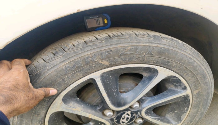 2017 Hyundai Grand i10 ASTA U2 1.2 CRDI, Diesel, Manual, 73,046 km, tyre