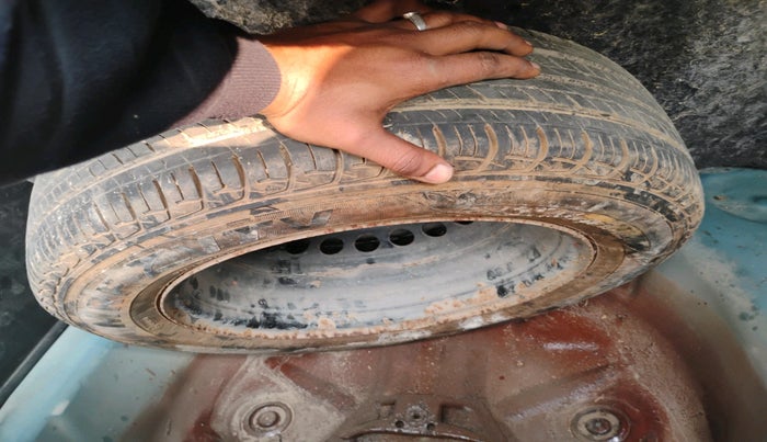 2019 Maruti Baleno ZETA DIESEL 1.3, Diesel, Manual, 1,02,845 km, tyre