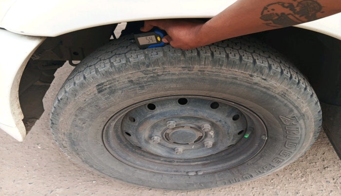 2014 Mahindra Scorpio SLE, Diesel, Manual, 1,23,346 km, tyre