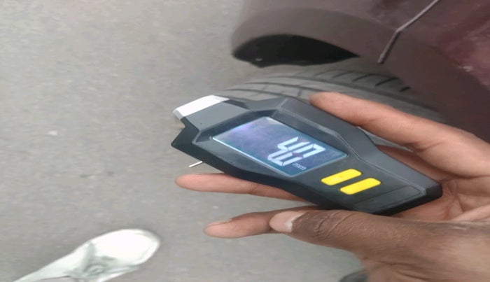 2011 Skoda Superb ELEGANCE 1.8 TSI AT, Petrol, Automatic, 75,261 km, tyre