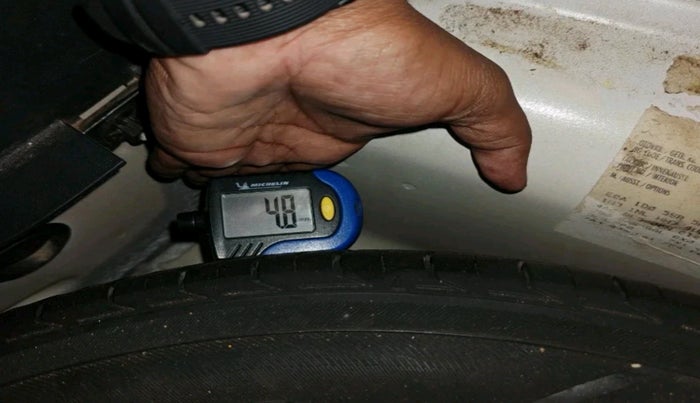 2012 Skoda Laura AMBIENTE 1.9 TDI AT, Diesel, Automatic, 1,47,215 km, tyre