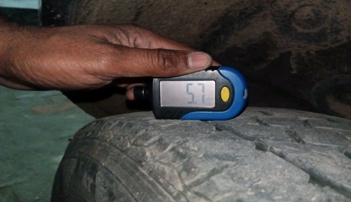 2015 Renault Duster 85 PS RXL DIESEL, Diesel, Manual, 1,13,519 km, tyre