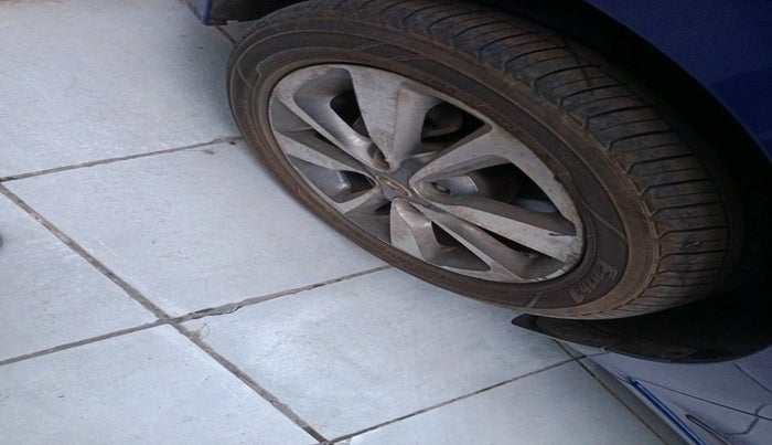 2015 Hyundai Elite i20 ASTA 1.2, Petrol, Manual, 63,167 km, tyre