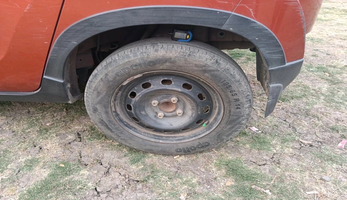 2016 Mahindra Kuv100 K4 D 6 STR, Diesel, Manual, 83,488 km, tyre