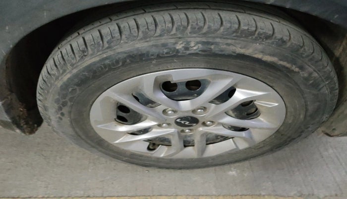 2023 KIA CARENS PRESTIGE 1.5 DIESEL IMT 7 STR, Diesel, Manual, 82,535 km, tyre