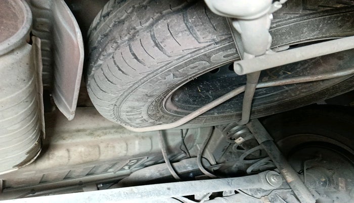 2023 Maruti Eeco 5 STR AC, Petrol, Manual, 28,694 km, tyre