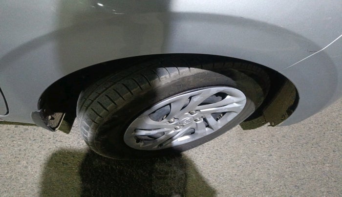 2022 Hyundai AURA S 1.2 CNG, Petrol, Manual, 1,23,974 km, tyre