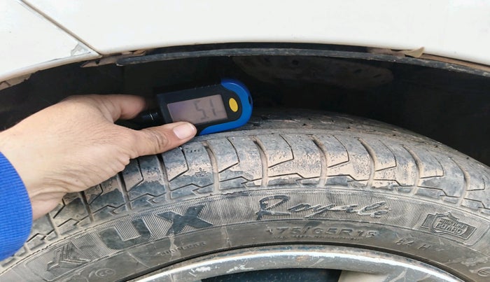 2011 Honda Jazz 1.2L I-VTEC BASE, Petrol, Manual, 68,472 km, tyre