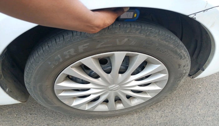 2016 Maruti Ciaz VXI+, Petrol, Manual, 89,808 km, tyre