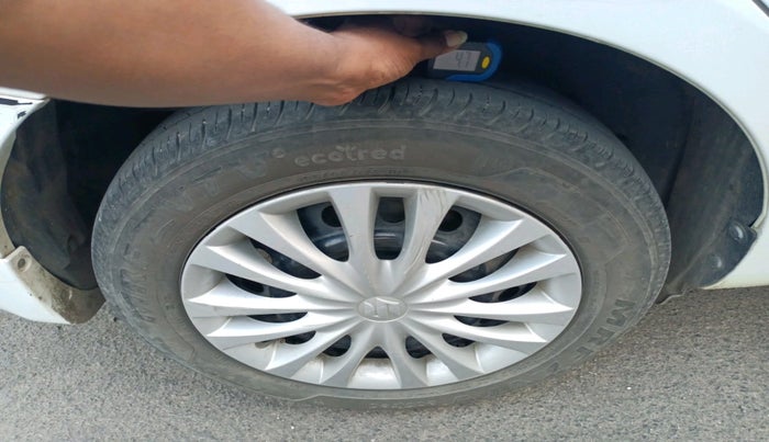 2016 Maruti Ciaz VXI+, Petrol, Manual, 89,808 km, tyre