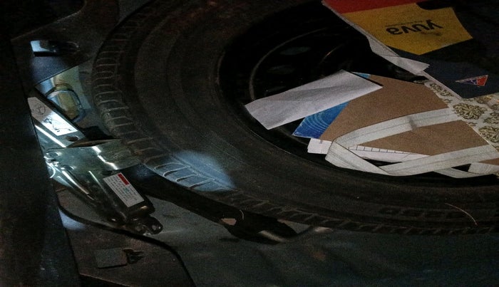 2021 Maruti Baleno ZETA PETROL 1.2, Petrol, Manual, 96,676 km, tyre