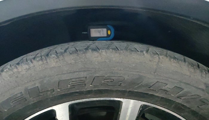 2018 Mahindra XUV500 W11 AT, Diesel, Automatic, 95,104 km, tyre