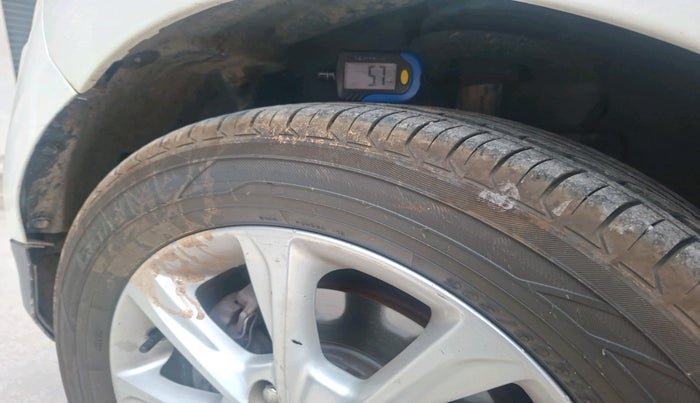 2018 Ford Ecosport TITANIUM 1.5L DIESEL, Diesel, Manual, 1,08,858 km, tyre