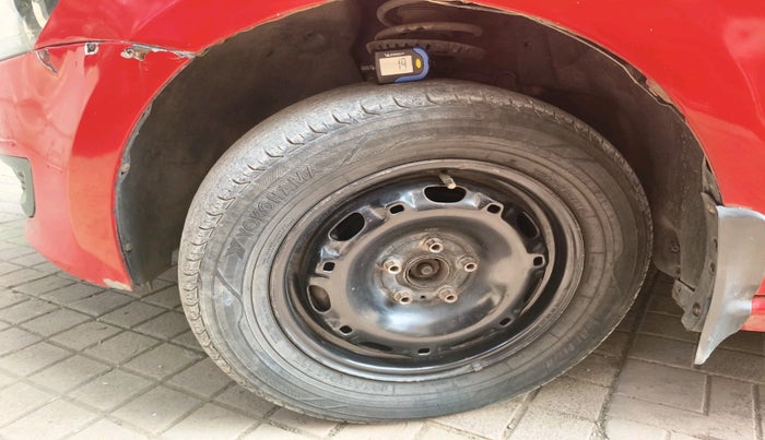 2011 Volkswagen Polo COMFORTLINE 1.2L PETROL, Petrol, Manual, 93,508 km, tyre