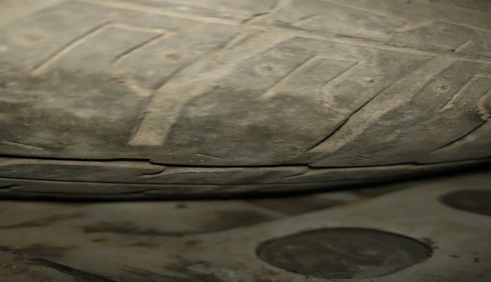 2015 Maruti Wagon R 1.0 LXI CNG, Petrol, Manual, 1,34,762 km, tyre