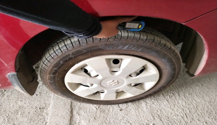 2014 Maruti Wagon R 1.0 LXI, Petrol, Manual, 35,673 km, tyre