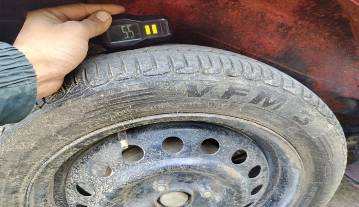 2013 Maruti Wagon R 1.0 VXI, Petrol, Manual, 53,416 km, tyre