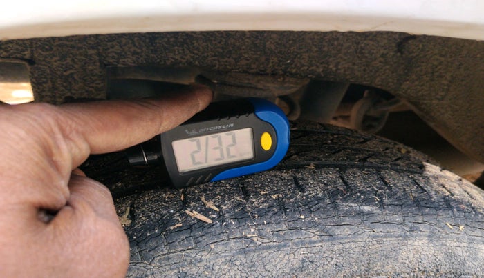 2011 Maruti Alto K10 LXI, Petrol, Manual, 74,184 km, tyre