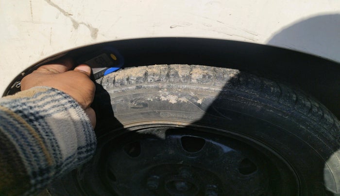 2016 Maruti Alto K10 VXI, Petrol, Manual, 75,911 km, tyre