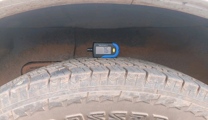 2017 Tata Safari Storme 2.2 EX 4X2, Diesel, Manual, 1,25,026 km, tyre