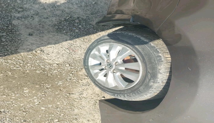 2012 Honda City 1.5L I-VTEC V AT, Petrol, Automatic, 1,50,429 km, tyre