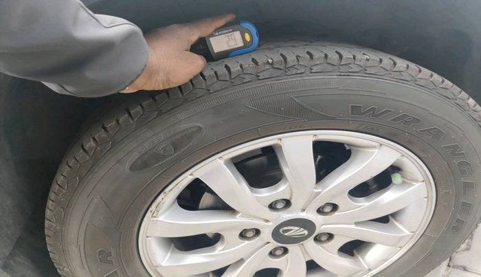 2019 Mahindra XUV500 W9 AT, Diesel, Automatic, 66,921 km, tyre