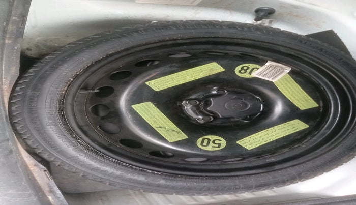 2013 Audi A4 2.0 TDI 140BHP STANDARD, Diesel, Automatic, 1,60,172 km, tyre