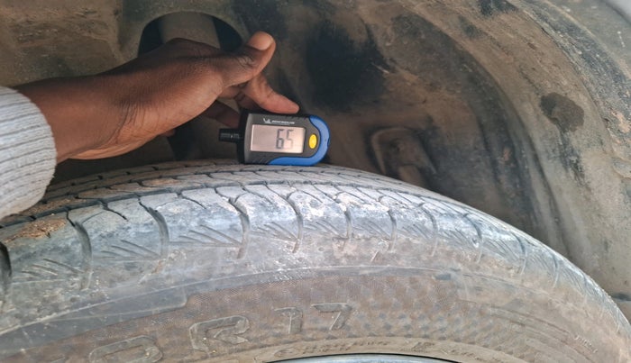 2023 Maruti Grand Vitara DELTA SMART HYBRID, Petrol, Manual, 90,419 km, tyre