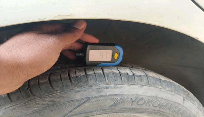 2014 Renault Pulse RXL DIESEL, Diesel, Manual, 1,31,341 km, tyre