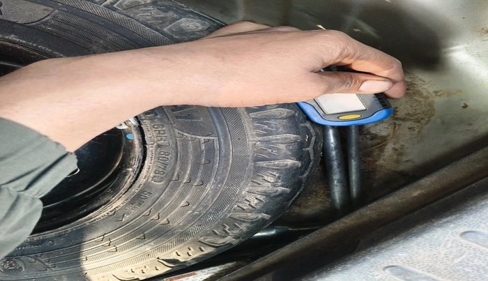 2021 Maruti Alto LXI, Petrol, Manual, 42,757 km, tyre