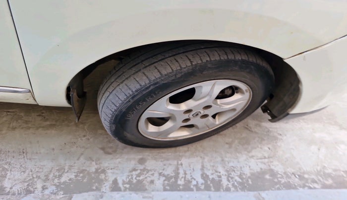 2016 Renault Lodgy 110 PS RXZ 8 STR, Diesel, Manual, 1,41,683 km, tyre