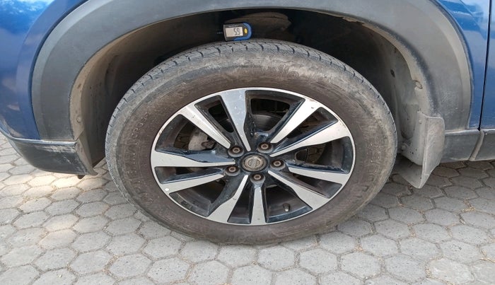 2021 Nissan Kicks XV TURBO 1.3, Petrol, Manual, 34,568 km, tyre