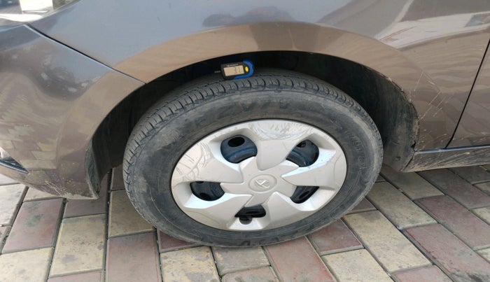 2016 Tata Tiago XZ PETROL, Petrol, Manual, 54,457 km, tyre