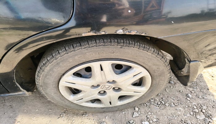 2006 Honda City 1.5L GXI, Petrol, Manual, 1,47,412 km, tyre