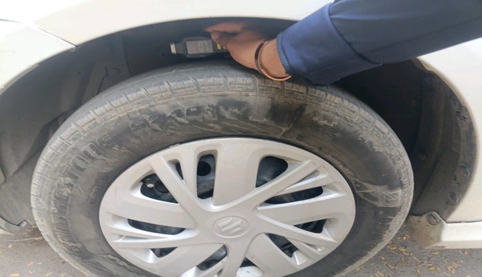 2013 Maruti Swift VDI, Diesel, Manual, 90,562 km, tyre