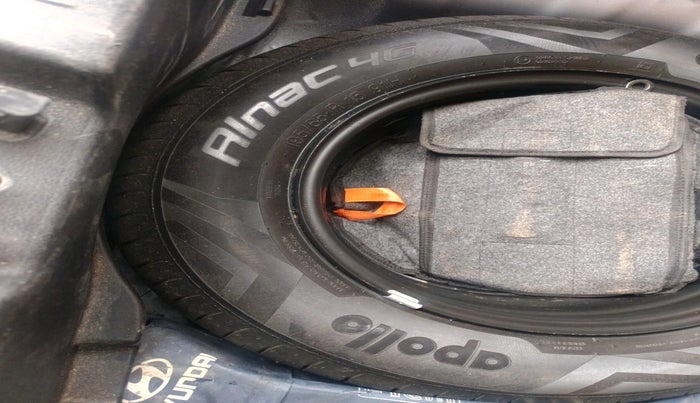 2019 Hyundai VENUE SX PLUS 1.0 TURBO DCT, Petrol, Automatic, 91,000 km, tyre