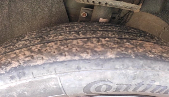 2018 Volkswagen Polo COMFORTLINE 1.0L MPI, Petrol, Manual, 81,157 km, tyre