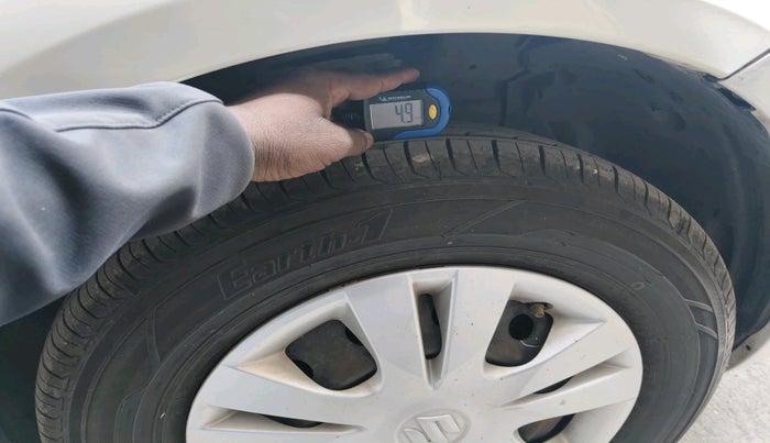 2013 Maruti Swift Dzire VXI, Petrol, Manual, 29,418 km, tyre