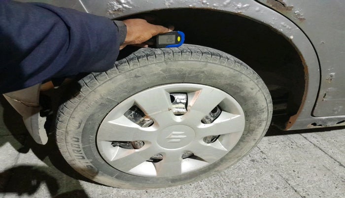 2012 Maruti Wagon R 1.0 LXI CNG, Petrol, Manual, 1,45,755 km, tyre