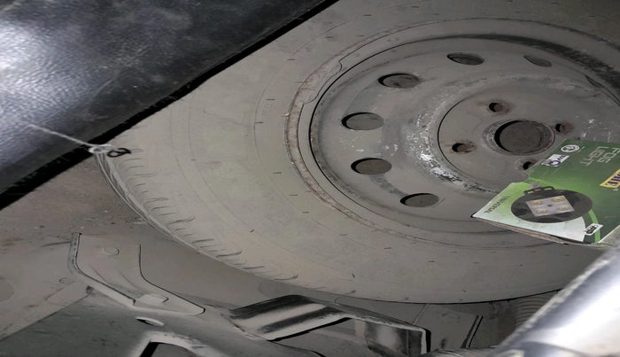 2012 Maruti Wagon R 1.0 LXI CNG, Petrol, Manual, 1,45,755 km, tyre