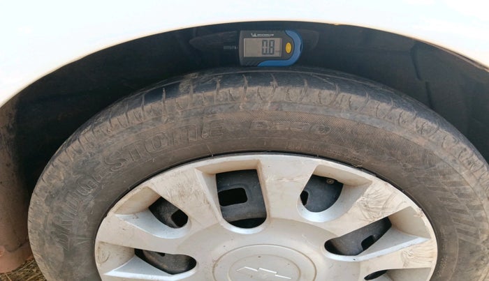 2013 Chevrolet Spark LT 1.0, Petrol, Manual, 54,702 km, tyre