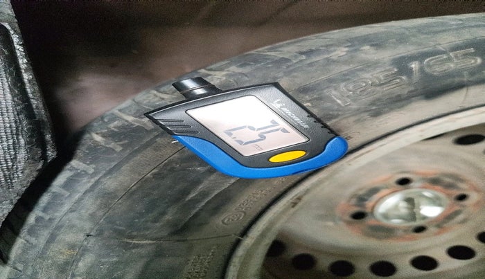 2014 Honda Amaze 1.5L I-DTEC SX, Diesel, Manual, 1,39,821 km, tyre