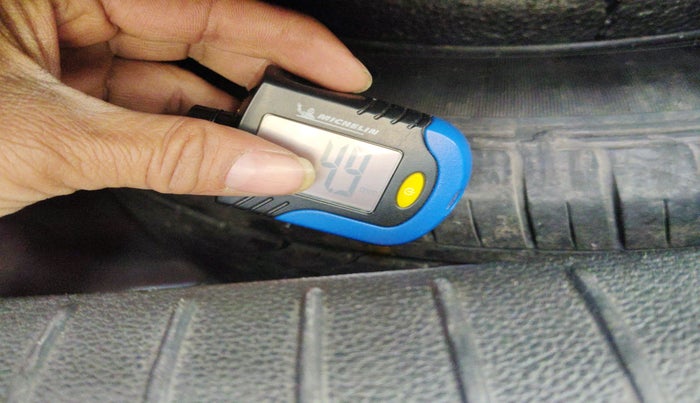 2015 Hyundai Creta SX PLUS AT 1.6 DIESEL, Diesel, Automatic, 99,585 km, tyre