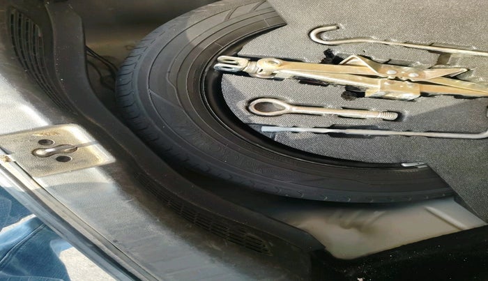 2018 Honda WR-V 1.5L I-DTEC VX MT, Diesel, Manual, 2,21,354 km, tyre