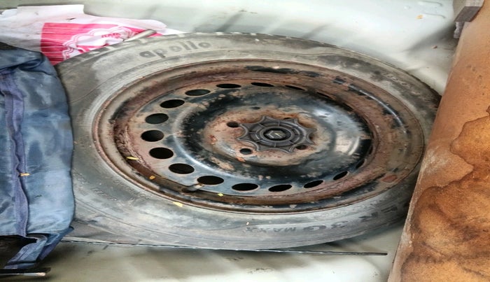 2015 Hyundai Grand i10 MAGNA 1.2 KAPPA VTVT, Petrol, Manual, 38,714 km, tyre