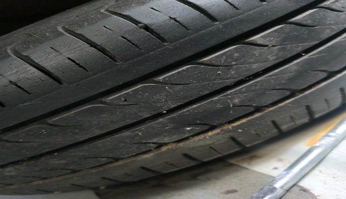 2022 Hyundai AURA S 1.2 CNG, Petrol, Manual, 88,293 km, tyre