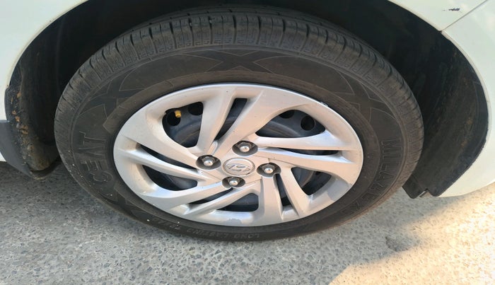 2022 Hyundai AURA S 1.2 CNG, Petrol, Manual, 88,293 km, tyre