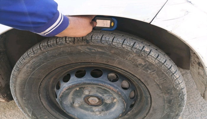 2017 Maruti Alto 800 LXI, Petrol, Manual, 57,139 km, tyre